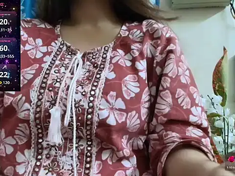 Reika 01 online show from 06.12.26