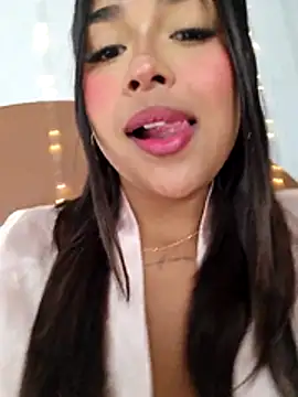 Mariangel 11 online show from 11.28.25