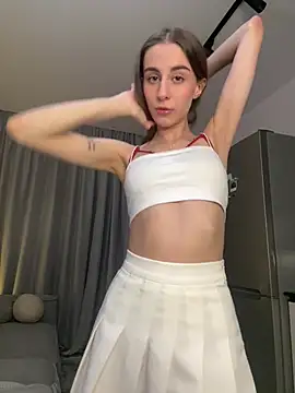 Snapshot of HellPeach chatting on 12.16.24 HellPeach online show from 12.16.24