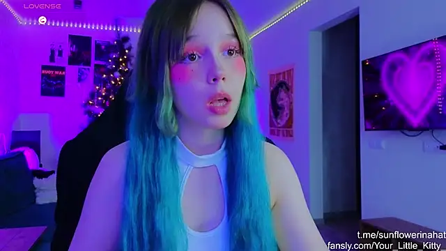 812sunflowerinahat online show from 12.21.24