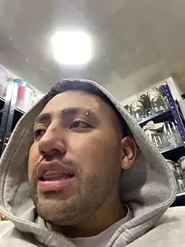 JuanZapata33 online show from 11.28.25