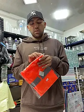 JuanZapata33 online show from 02.14.26