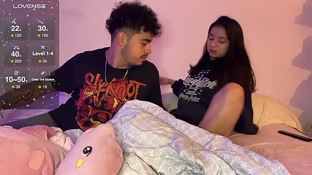 Snapshot of LFR29 chatting on 02.11.25 LFR29 online show from 02.11.25