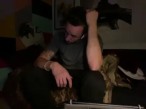 Gman143187 online show from 10.23.25