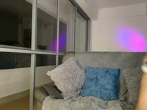 Snapshot of thesweetkhloe__ chatting on 10.12.25 thesweetkhloe online show from 10.12.25