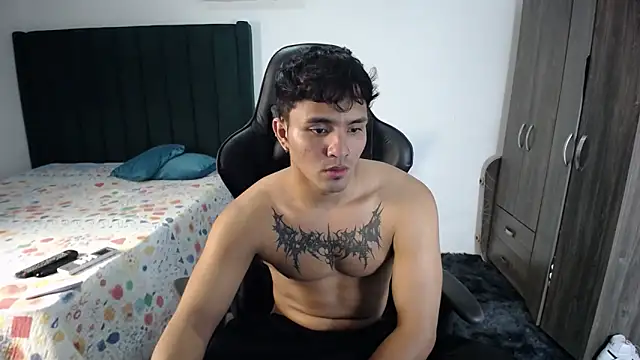 man dur07 online show from 02.14.25