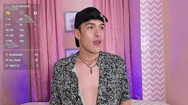 Snapshot of Ryan_Clark_ chatting on 12.29.24 Ryan Clark online show from 12.29.24