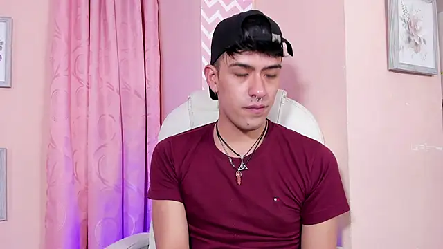 Snapshot of Ryan_Clark_ chatting on 01.09.25 Ryan Clark online show from 01.09.25