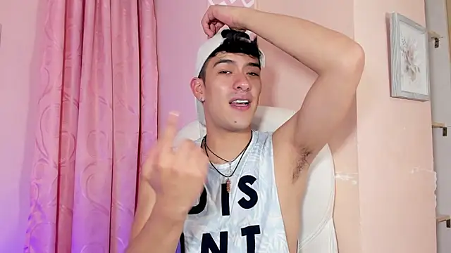 Snapshot of Ryan_Clark_ chatting on 01.14.25 Ryan Clark online show from 01.14.25