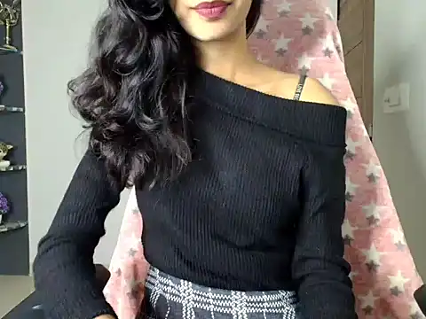 Snapshot of CUTE_princess_143 chatting on 01.10.25 CUTE princess 143 online show from 01.10.25