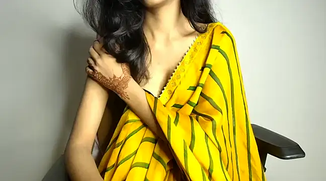 Snapshot of CUTE_princess_143 chatting on 02.27.25 CUTE princess 143 online show from 02.27.25