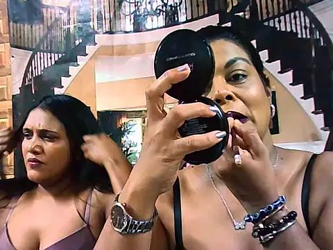 indianCherryPie online show from 10.14.25