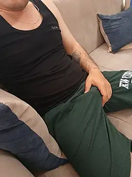 Snapshot of Bamboo_juice_ chatting on 05.25.26 Bamboo juice online show from 05.25.26