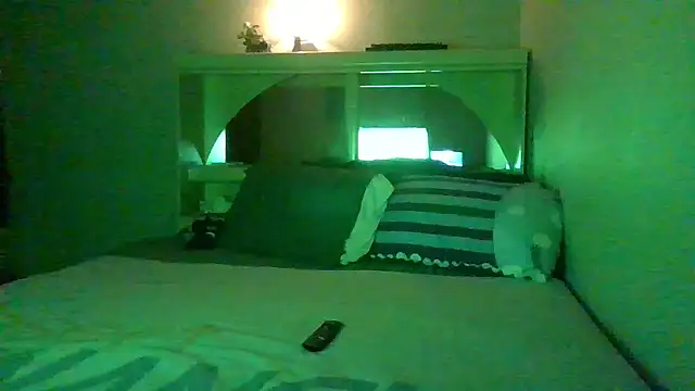 Snapshot of Flippyx4U chatting on 01.14.26 Flippyx4U online show from 01.14.26