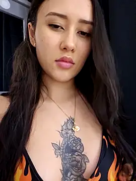 Selena blake online show from 11.28.25