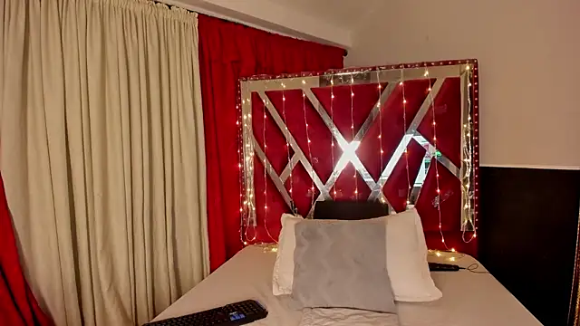 Snapshot of MicaelaHot_ chatting on 02.10.26 MicaelaHot online show from 02.10.26