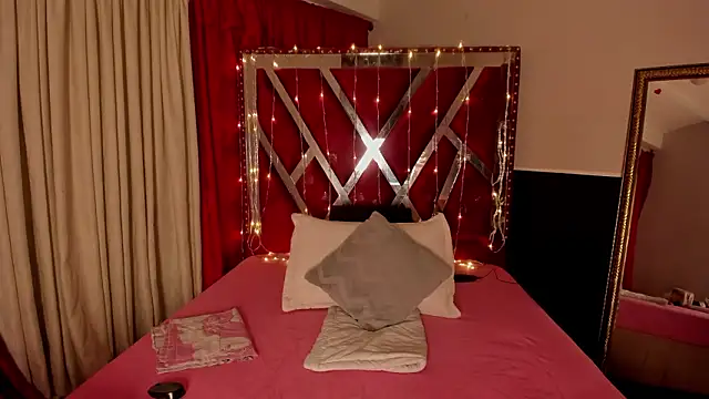 Snapshot of MicaelaHot_ chatting on 02.11.26 MicaelaHot online show from 02.11.26