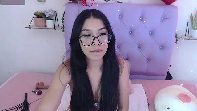 AmberJeong online show from 02.16.25