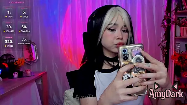  AmyDark online show from 11.23.25