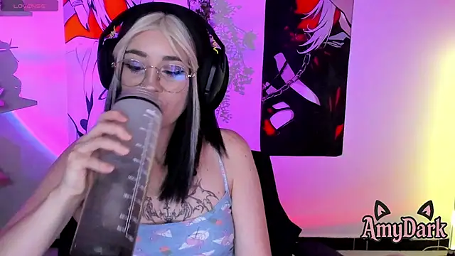  AmyDark online show from 05.04.26