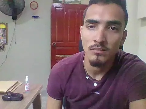 Snapshot of jeremy_scott chatting on 03.16.26 jeremy scott online show from 03.16.26