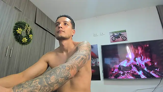 Snapshot of CbumDick chatting on 02.13.25 CbumDick online show from 02.13.25