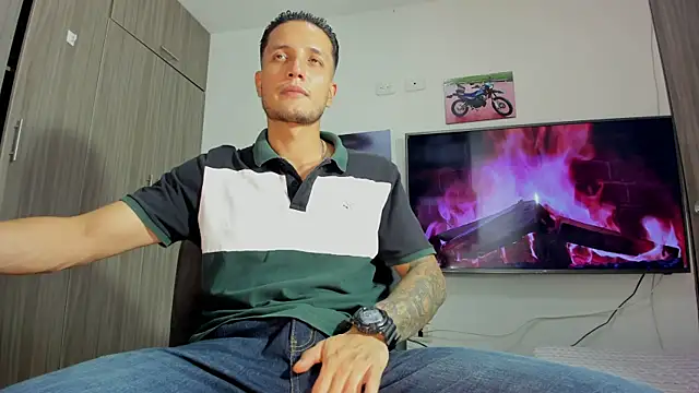 Snapshot of CbumDick chatting on 02.19.25 CbumDick online show from 02.19.25