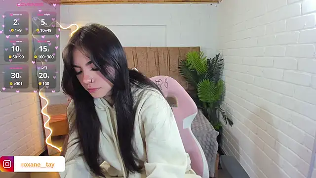 Roxanne tay online show from 12.30.24