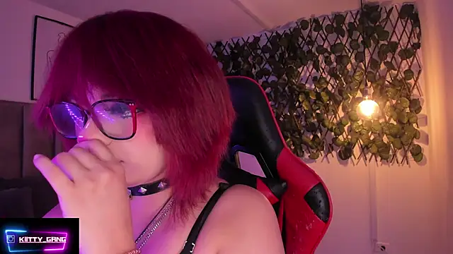 Kitty Gang online show from 09.27.25