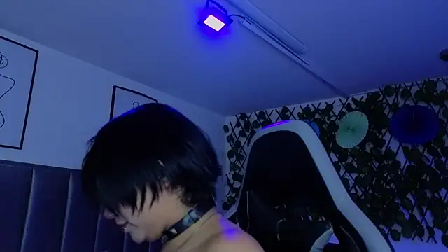 Kitty Gang online show from 05.05.26
