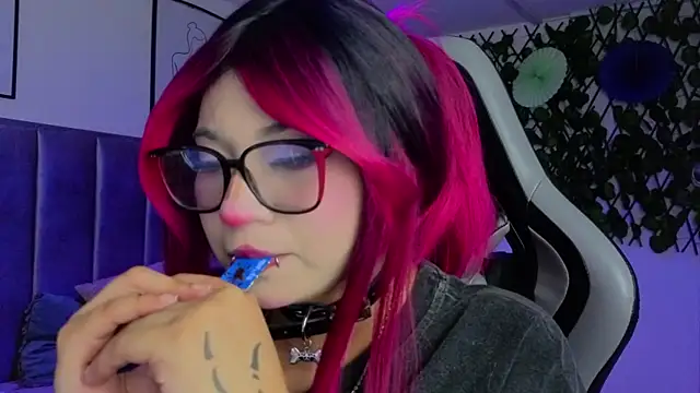 Kitty Gang online show from 05.16.26