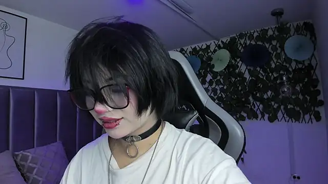 Kitty Gang online show from 06.03.26