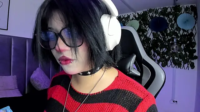 Kitty Gang online show from 07.28.26