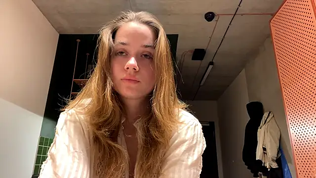 Celeste Glow online show from 12.04.24