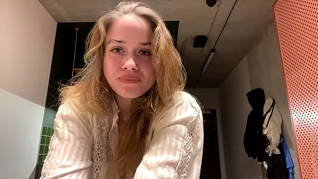 Celeste Glow online show from 12.09.24