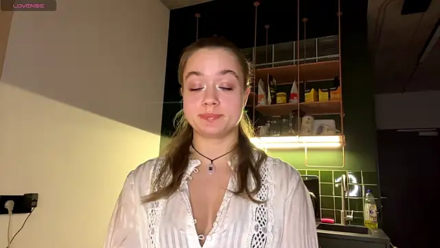 Celeste Glow online show from 02.21.25