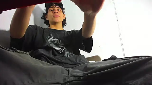 lax777  online show from 09.12.25