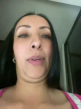 yaralyminjo2 online show from 01.22.25