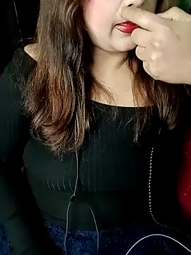 Snapshot of Sexy_Queen6 chatting on 02.08.25 Sexy Queen6 online show from 02.08.25