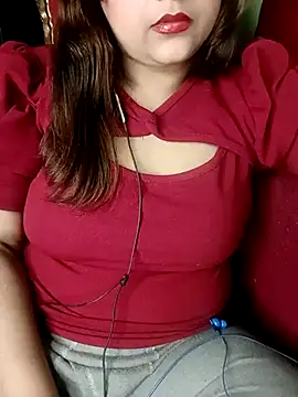 Snapshot of Sexy_Queen6 chatting on 02.15.25 Sexy Queen6 online show from 02.15.25