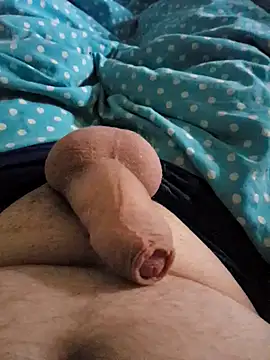 Snapshot of anderssonskuk chatting on 12.30.24 anderssonskuk online show from 12.30.24