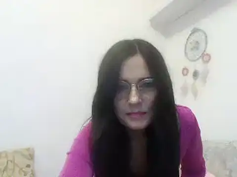 Snapshot of ButterflyJill chatting on 12.19.24 ButterflyJill online show from 12.19.24