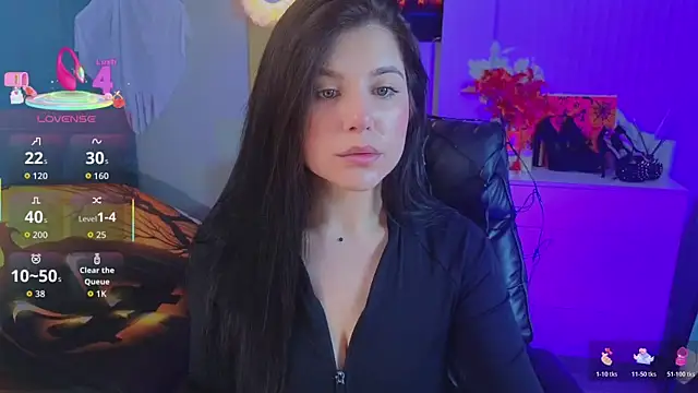 Snapshot of Jenna_Adams_ chatting on 10.31.25 Jenna Adams online show from 10.31.25