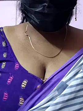 Snapshot of mallu-sumi chatting on 02.18.26 mallu-sumi online show from 02.18.26