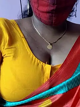 Snapshot of mallu-sumi chatting on 03.09.26 mallu-sumi online show from 03.09.26