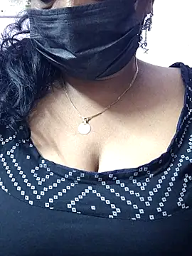 Snapshot of mallu-sumi chatting on 03.15.26 mallu-sumi online show from 03.15.26