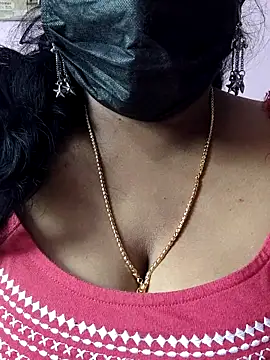 Snapshot of mallu-sumi chatting on 03.21.26 mallu-sumi online show from 03.21.26