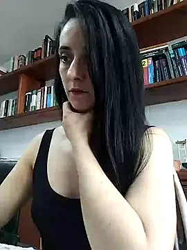 Snapshot of amellie_ros chatting on 12.19.24 amellie ros online show from 12.19.24