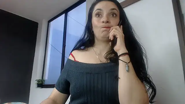 Snapshot of amellie_ros chatting on 01.09.26 amellie ros online show from 01.09.26