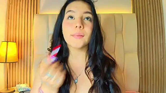 Emily Trujillo online show from 05.25.26